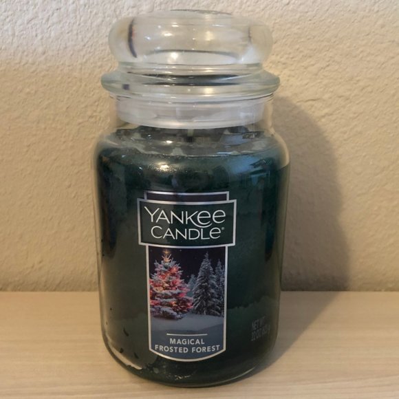 š NWOT Yankee Candle Magical Forested Forest Large Jar
